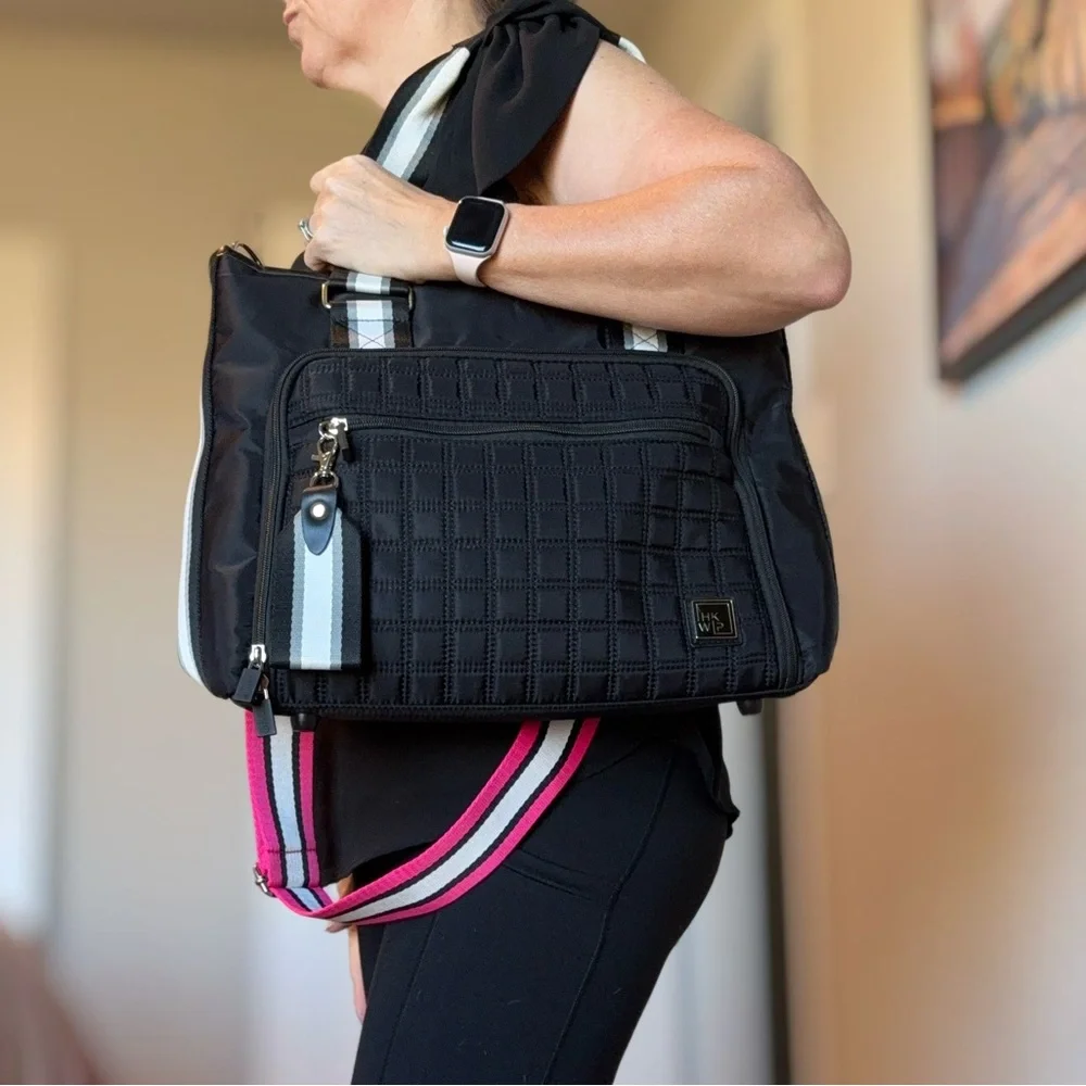 Elegant Black Quilted Laptop Bag with Pink Accents - Picture 2 of 16